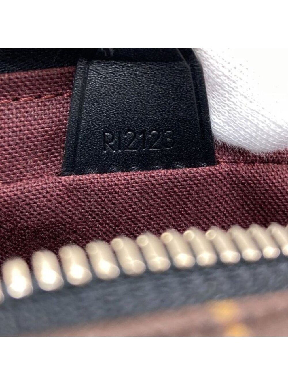 Louis Vuitton Porte Documents Voyage Business Bag Monogram Canvas - Picture 6 of 15